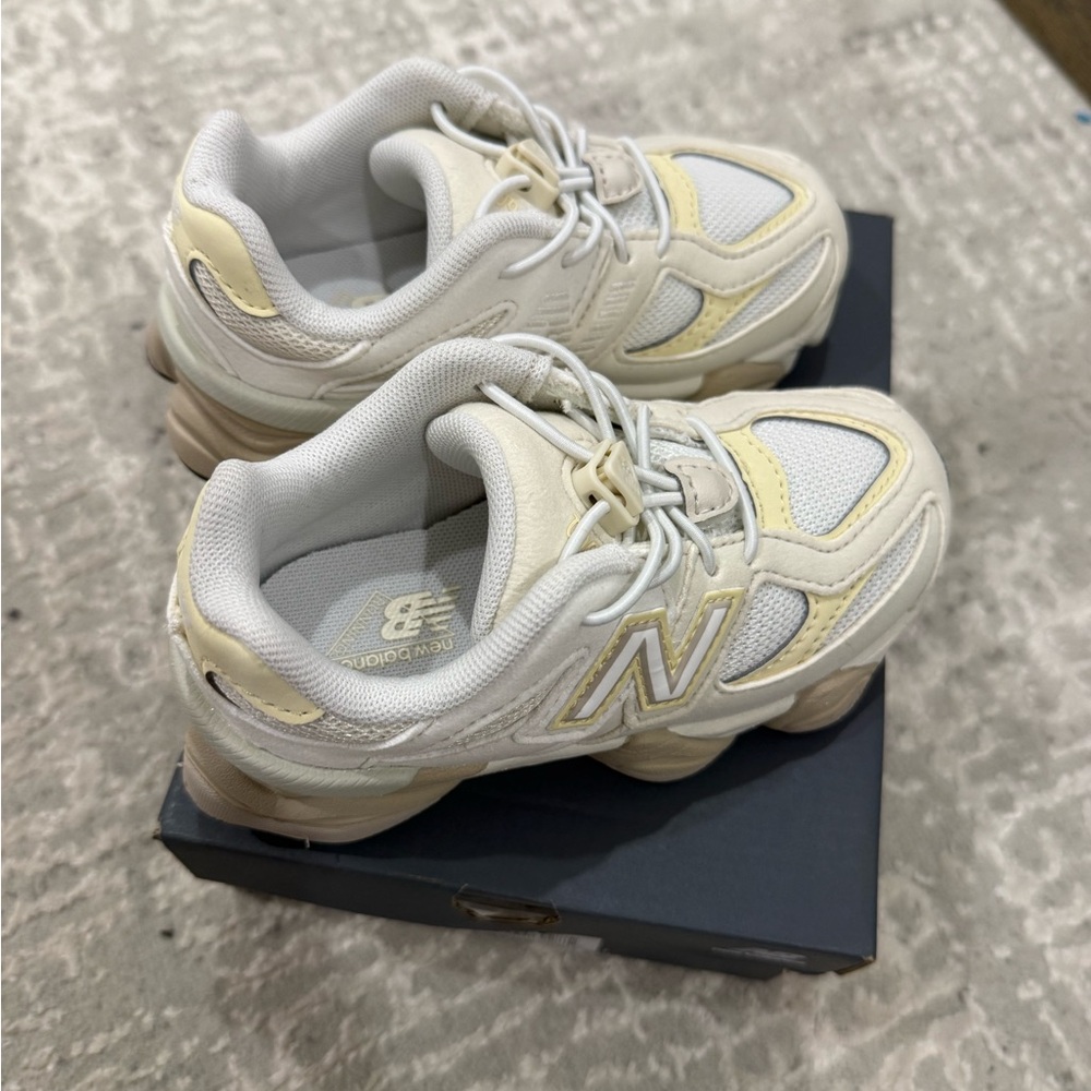 New Balance Kids' Shoes - White and Beige